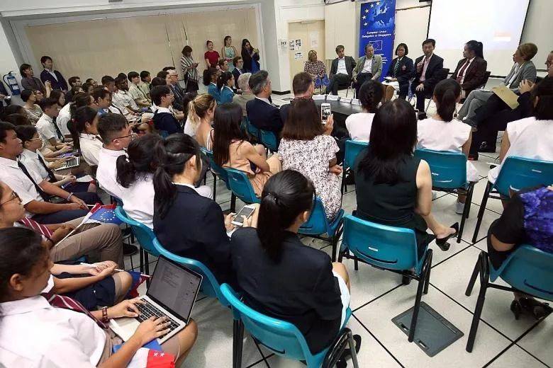 新加坡教育部长王乙康：学习这三类“第三种语言”，将让当代年轻人受益一生