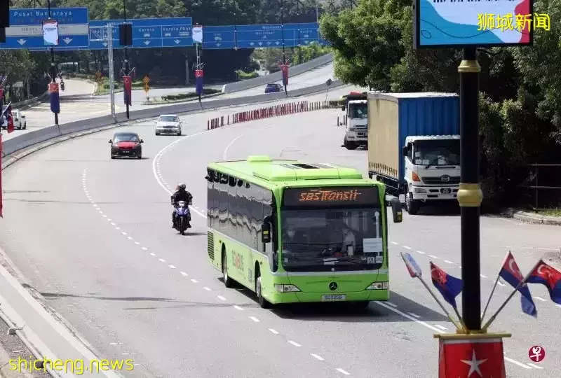 “就算只休一天都想回家!” 新柔關卡全面重開後逾3萬旅客通關 ! 新加坡跨境公共巴士將啓動