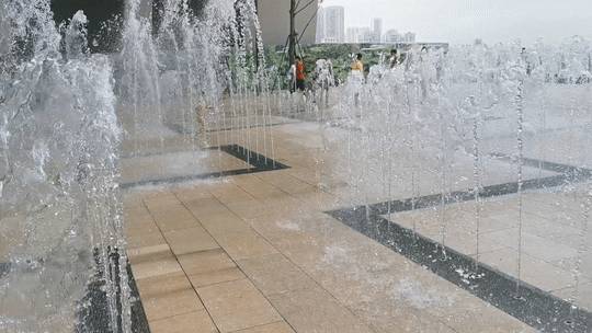 中国这个城市的跨年狂欢夜,让新加坡的我们太羡慕了