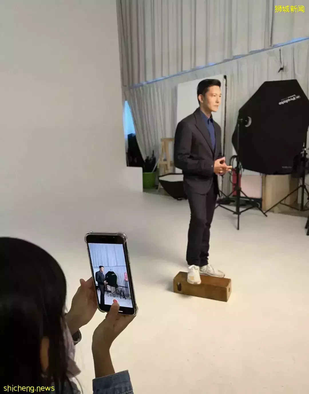 这个新加坡明星因女儿被攻击“太丑”,愤而宣布退网