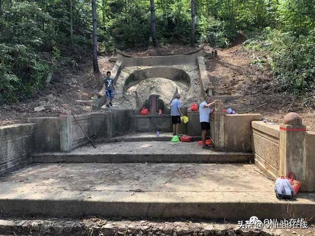 南安乐峰的新加坡国宝潘受,他的父亲竟是位“医神”