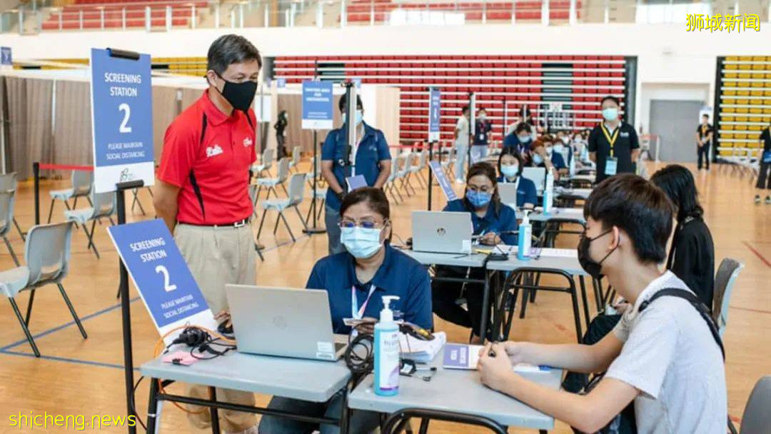 最新!8名确诊住同一组屋,整栋全部强制检测!3万学生已接种