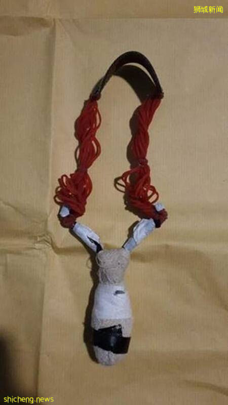 阿叔频用弹弓  向车射螺丝钉 