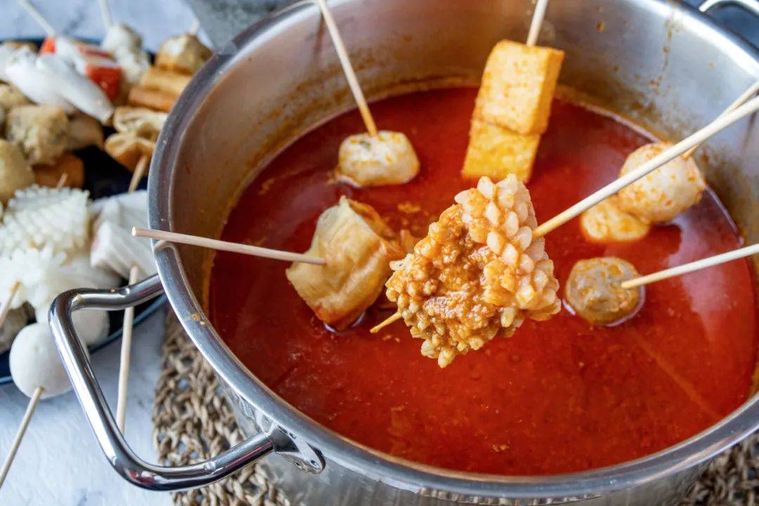 6年前,她在新加坡的中餐馆被毁容!最终获赔10万新币