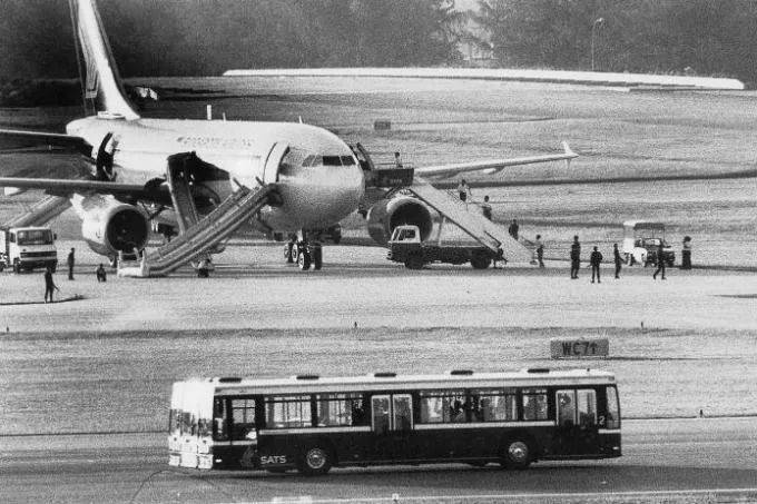 新航SQ117劫机事件30周年!当年震惊世界的黑暗9小时