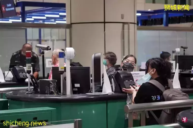 新馬陸路邊境重開,餐館做好准備並盼員工回流 !入境申請尚未開放,包車與拼車業者暫且觀望