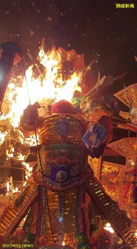 這樣的新加坡真是待不下！去！了