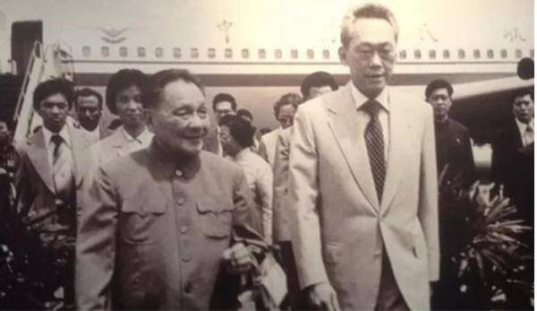 李光耀追悼會，女兒李玮玲泣不成聲：我是一名客家人，必須堅強