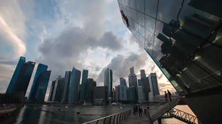 新加坡气候环保：新加坡政府成立防护基金和绿色政策应对高温气候威胁