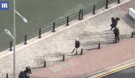 新航飞机降落时险出事!剧烈抖动差点冲出跑道!新加坡曾发生这些空难