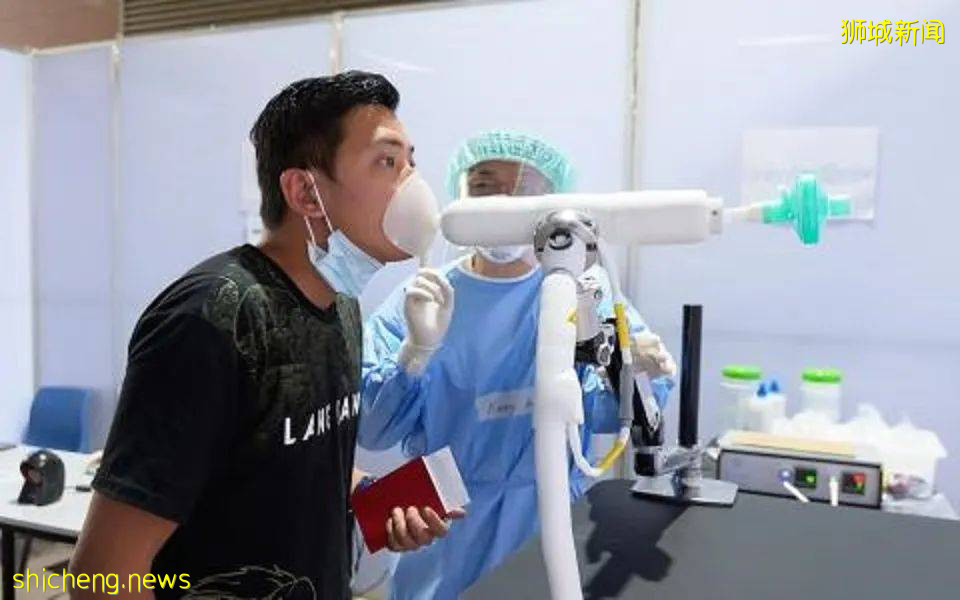 新加坡定期检测新冠病毒,确保高风险类工作者健康安全,避免超级传播事件