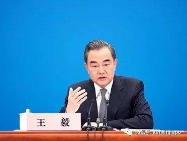 中國外交部長王毅要來訪問新加坡了 .