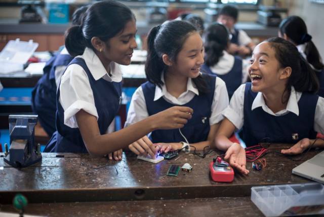 新加坡留学，升学途径、申请攻略大揭秘