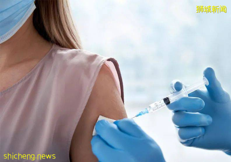 在新加坡打完疫苗後感染，這人喪失了嗅覺和味覺