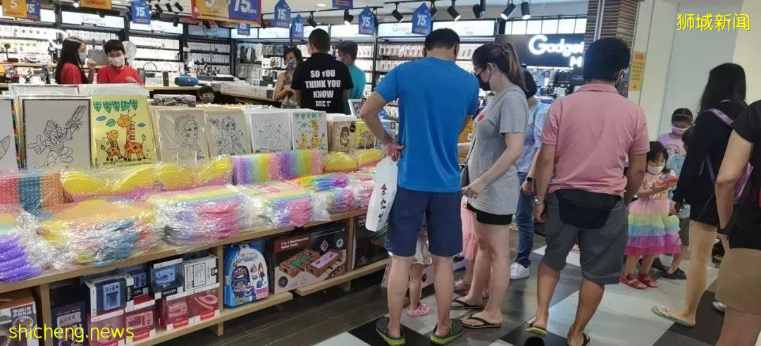 社區163例！史上最高，比去年封城期嚴重！新加坡衛生部：沒打疫苗少出門！還會封城嗎