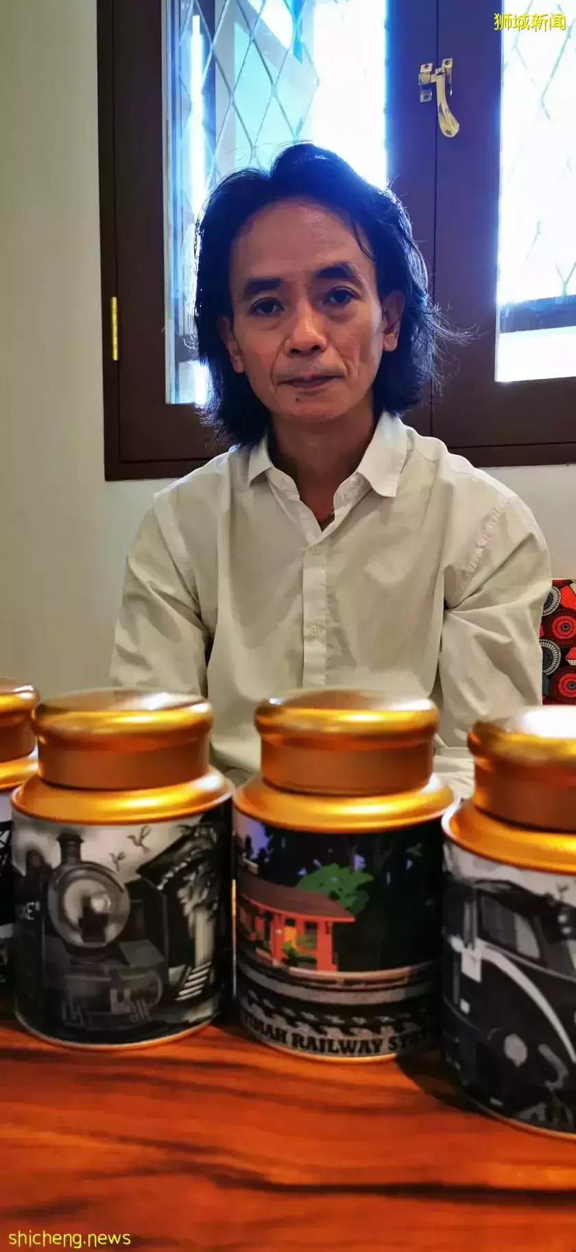 前武吉知馬火車站員工辦公樓修成咖啡座 87歲前站長：很開心