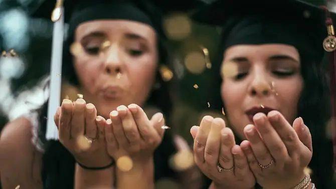 后新冠疫情时代,新加坡大学开始重新构想教育:加强数字化教学应用