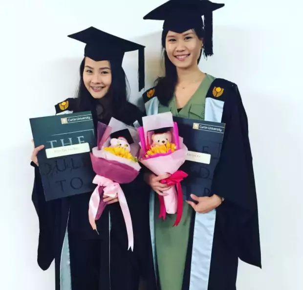 18岁怀孕,在新加坡带孕上学!3娃单身妈妈都经历了什么