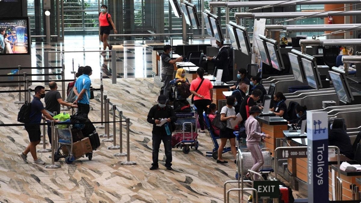 女子反复携带现金S$ 20,000到新加坡，共27次！从未申报