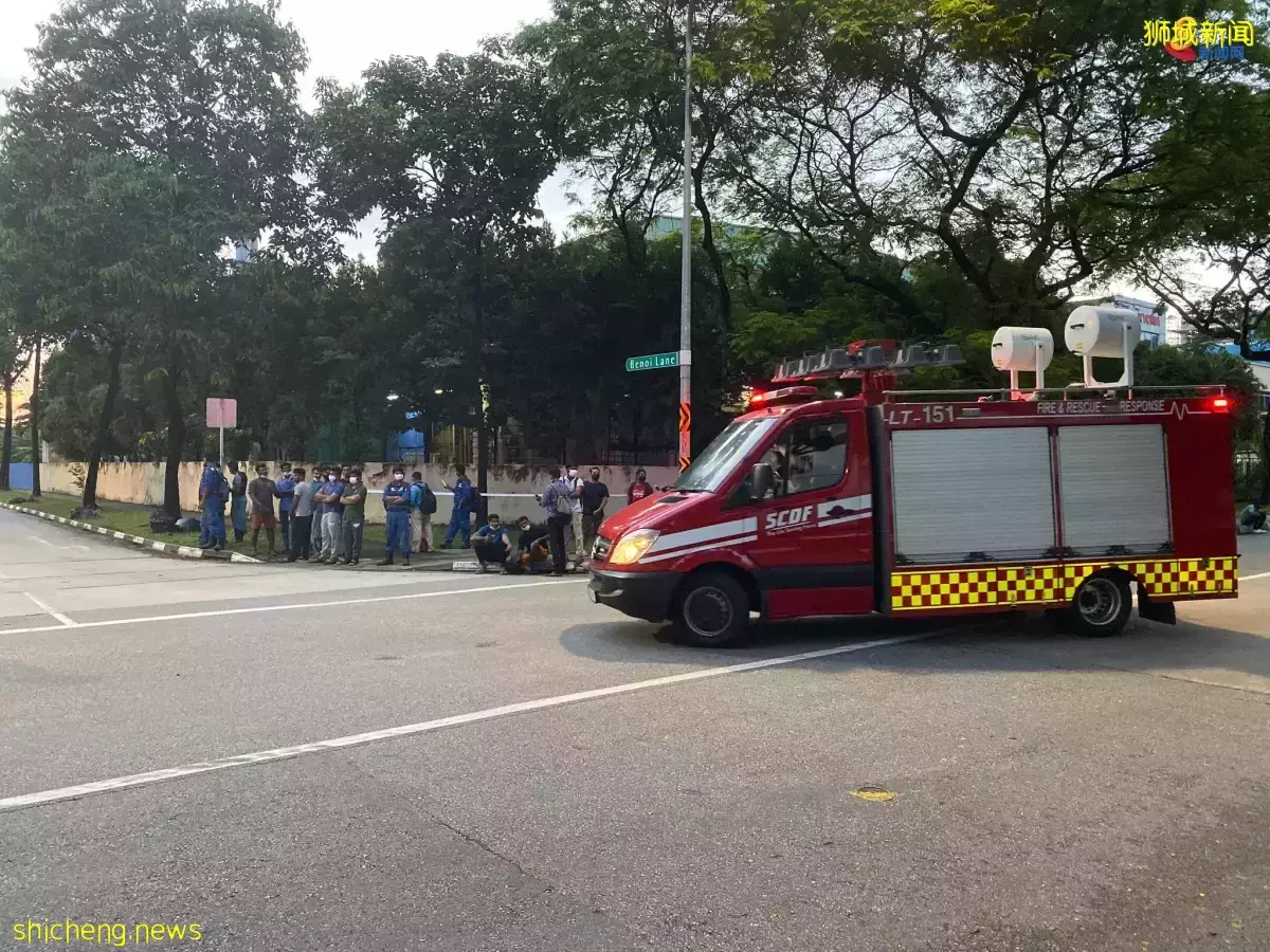 贲耐巷大火现场频传爆炸声 五六十人被疏散