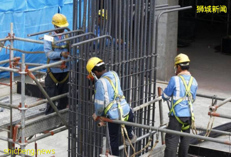 “没人想弄脏自己的手”“这样不那么脏”新加坡人就是这么嫌弃客工工作