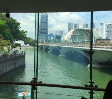 新加坡这些“奇形怪状”的Starbucks , 你pick哪一家