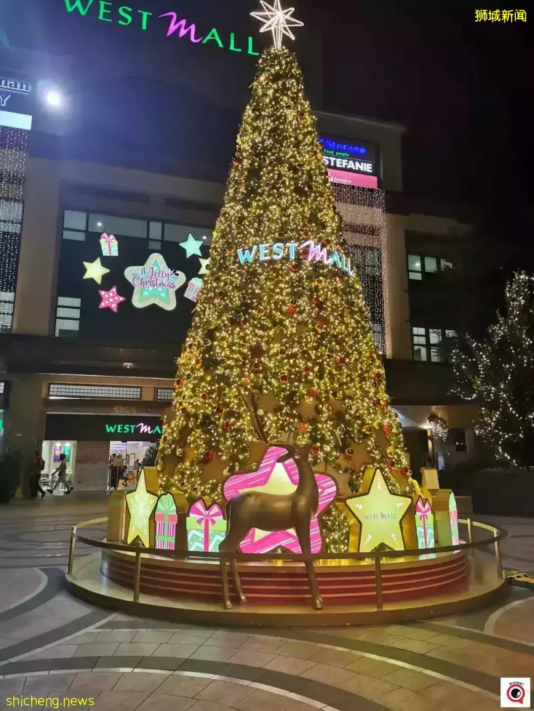 乌节路圣诞装饰实拍!全新加坡2021年最美圣诞树即将揭晓