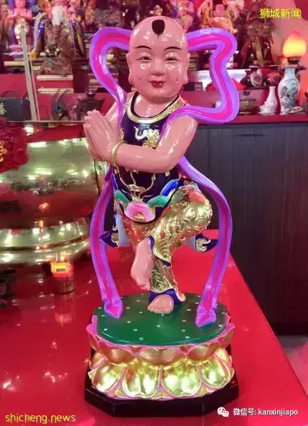 原来财神爷没虎不行!恭祝大家虎年行大运,财源滚滚来