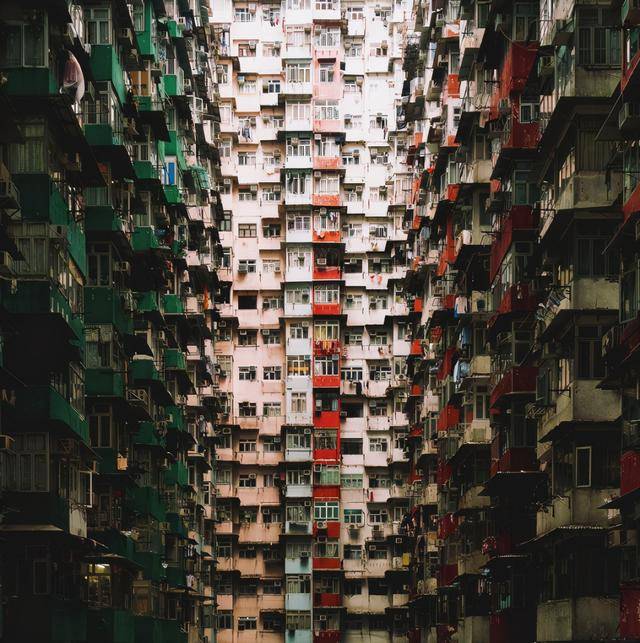 華人地區第一城？香港、新加坡綜合對比