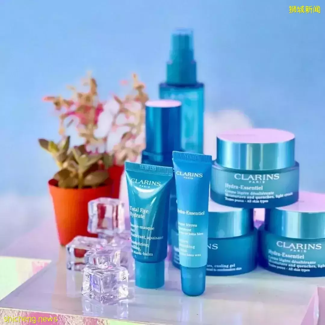 送盲盒、拿旅行小样、喝冰镇咖啡,娇韵诗快闪太豪了吧