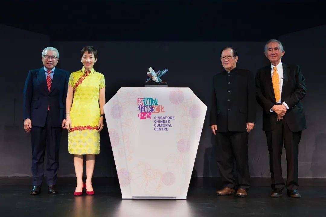 用戲劇與相聲叩問人性的韓勞達