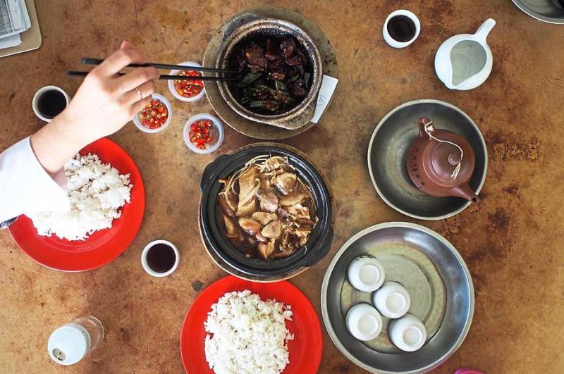 新加坡哪里吃药膳肉骨茶？价钱都在$10以下喔