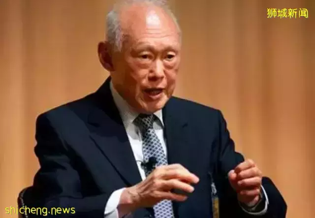 新加坡国父李光耀:如果把汉语定为新加坡的国语,将会是一个错误