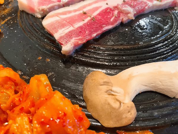 超難約!紅遍新加坡的韓國大排擋,爲什麽排隊6小時也要去吃