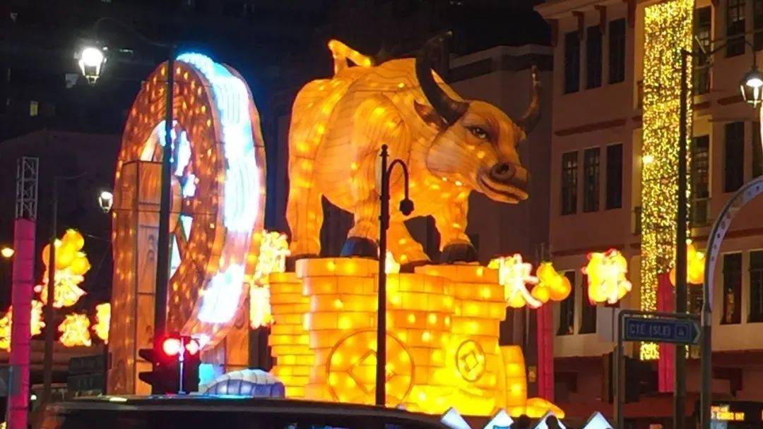 新加坡牛车水人群爆满,该区马上开始新冠大检测