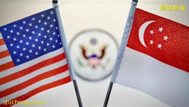 刚准备出访新加坡，哈里斯就察觉不对劲，李显龙对中方态度不一般