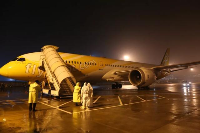 能不能起诉“新加坡酷航”索赔