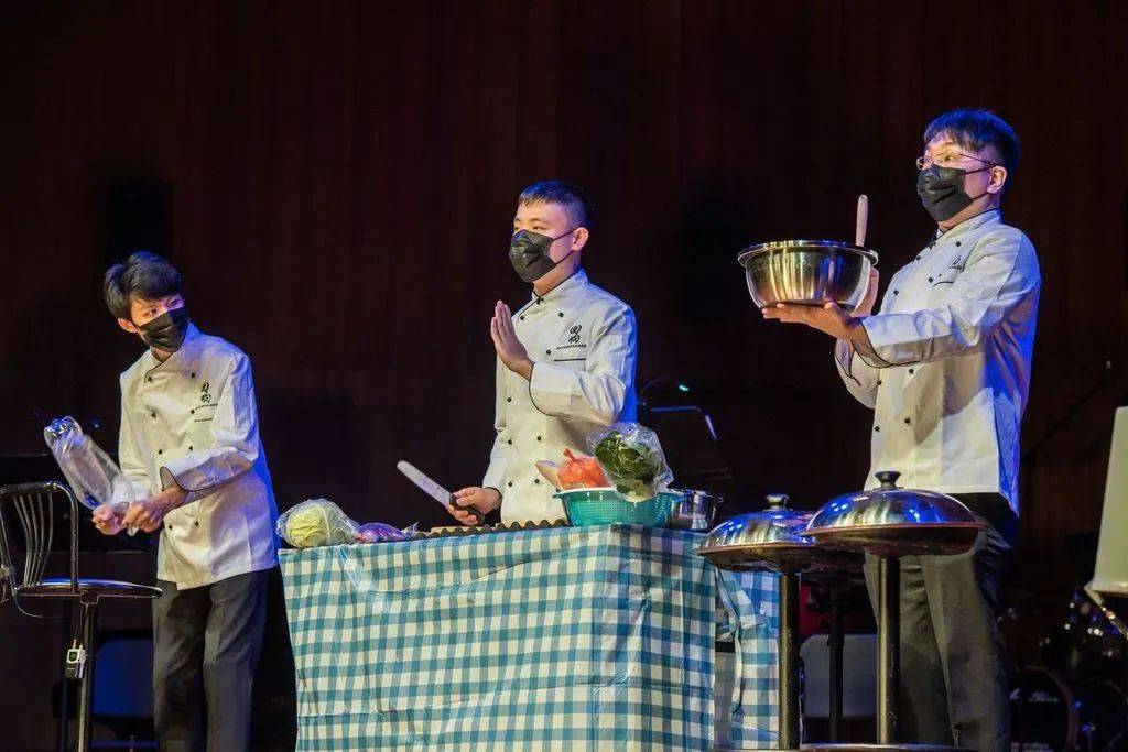 春城洋溢华夏情 不忘初心向前行