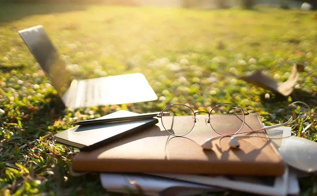 【新加坡留学】没有高考成绩也能上大学?这三个途径就可以让你摸到梦校门槛