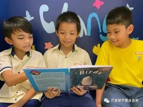 低齡留學 小一免試，母子陪讀，雙語教學