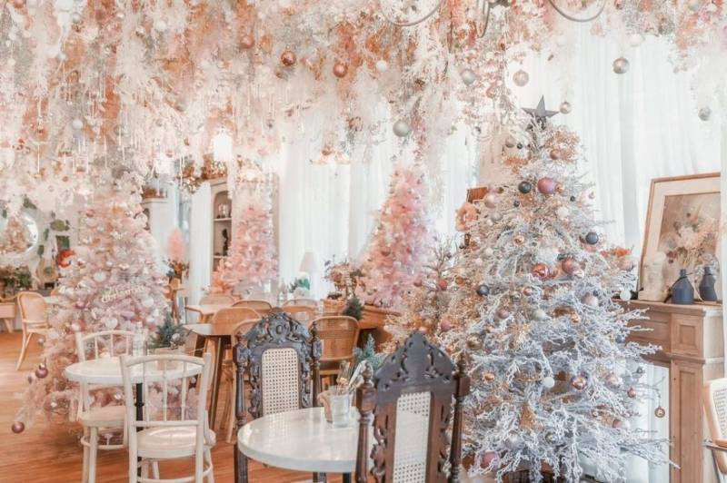 花花世界💐 Cafe De Nicole‘s Flower聖誕氣氛超濃的神仙咖啡廳！誤闖秘境吃甜品