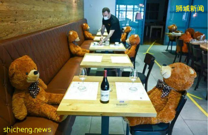 後疫情時代，網友爲了在外面吃飯也是拼了，獅城的你該如何做呢!