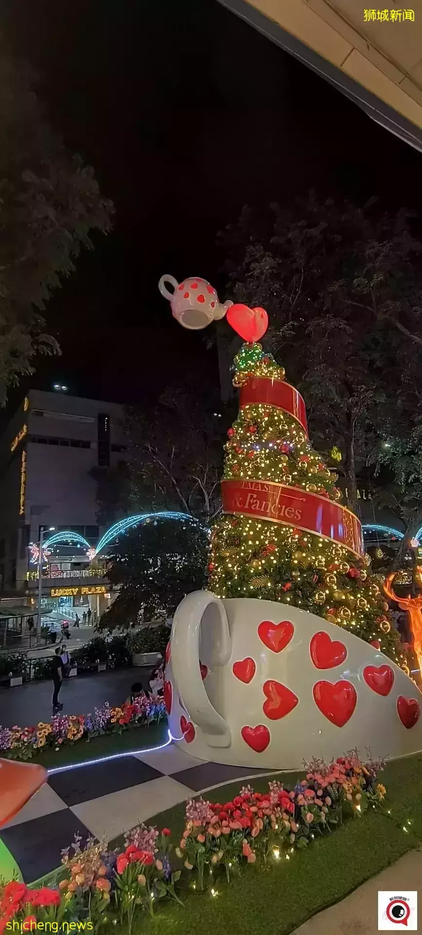 乌节路圣诞装饰实拍!全新加坡2021年最美圣诞树即将揭晓