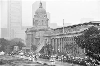 新加坡75%的公民都是華人，爲何會尋找美國做靠山!