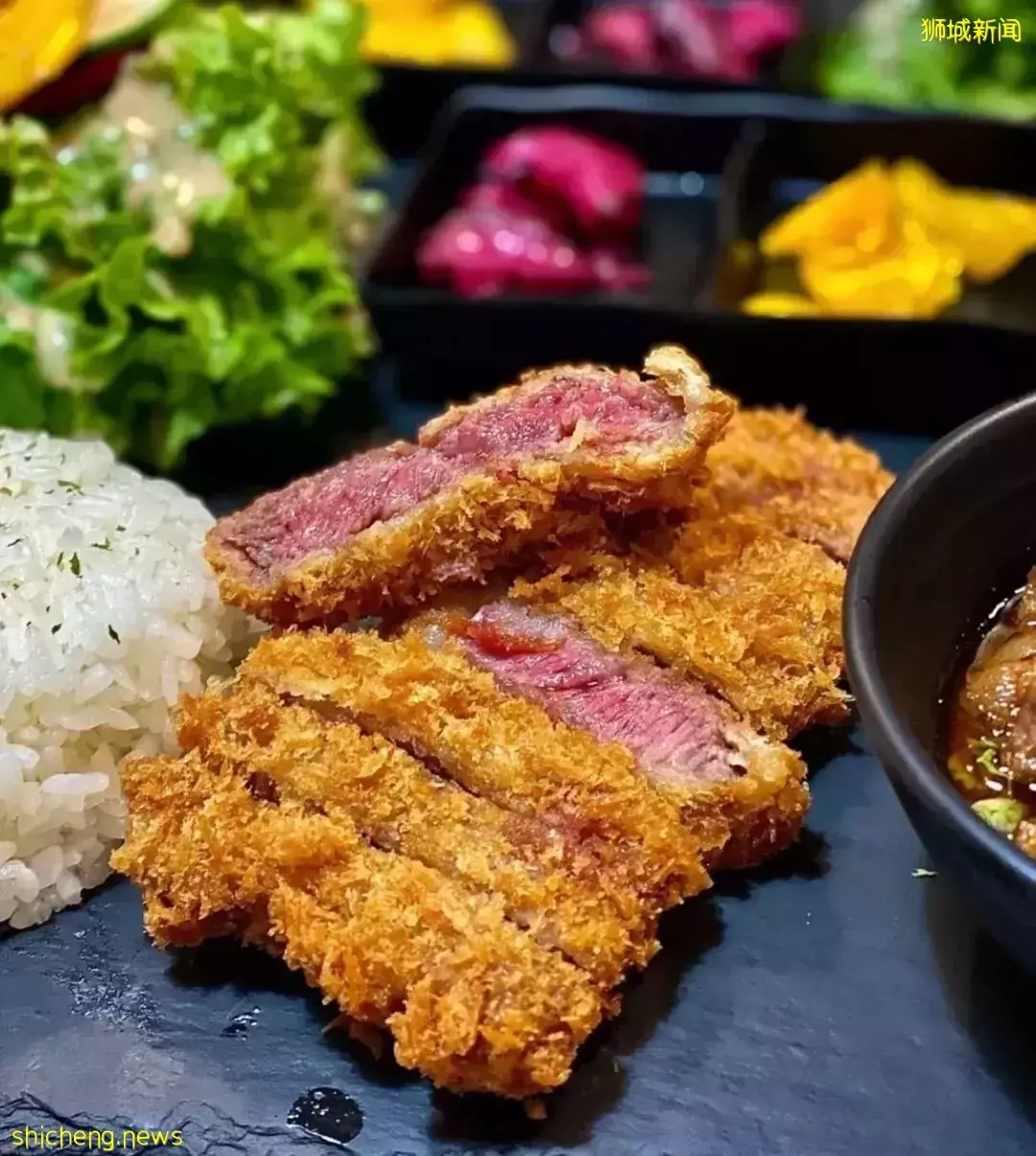 狮城MRT美食 C位出道的Bencoolen MRT，附近总有一家你可以呼朋唤友的宝藏小馆