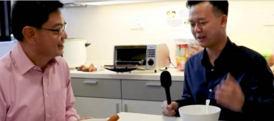 新加坡新年预算活动开始，预算粥当然不能少