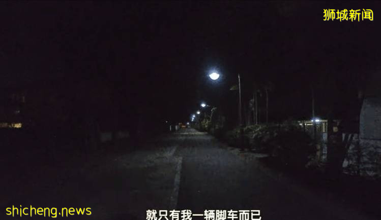 因爲疫情，他從新加坡知名銀行辭職，送起了外賣，日入200新幣