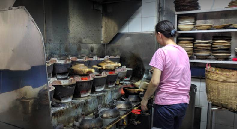 若想寻觅最地道的南洋风味,那你一定要探访狮城这10家大排档