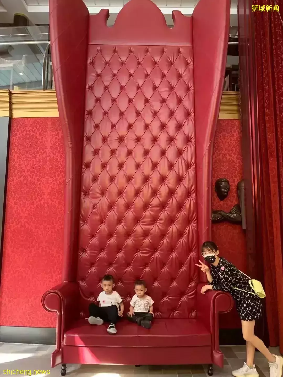 羡慕!一家四口5天4夜坐豪华邮轮免费,攀岩、冲浪、蹦极、跳伞,数不尽的美食和表演