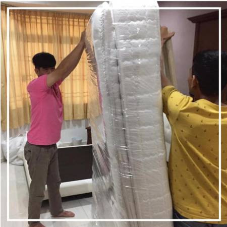 【柔佛人頭條】馬勞紛被裁唯有回國 跨境搬家服務爆單